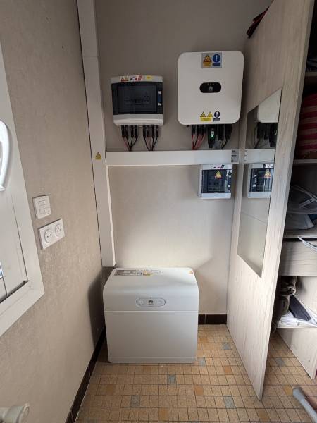 Onduleur Huawei et batterie Luna 2000