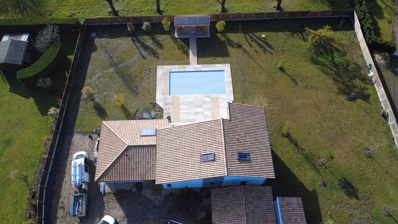 Panneaux solaires à Mérignac : ce que le bâti et le PLU changent à votre installation