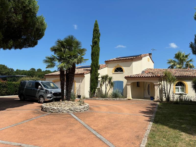 Installation de panneaux solaires DualSun sur toiture à Bordeaux (33) — Énergie Sol'R, installateur RGE QualiPV en Gironde