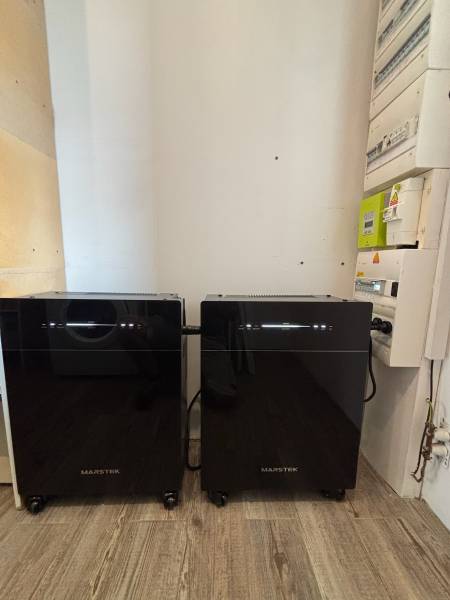 Coffret AC avec batterie Marstek à Carcans proche Bordeaux 