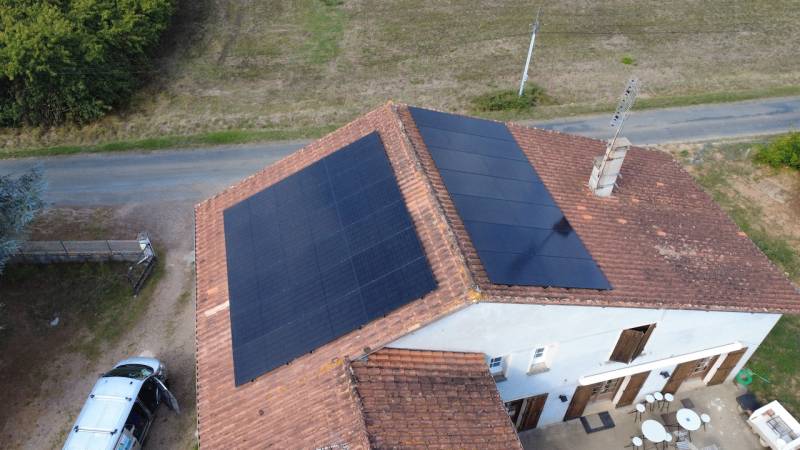 Installation photovoltaique à La Roquille (33) proche Saint-Emilion en Gironde 