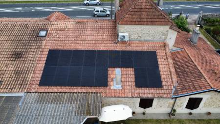 Notre zone d'activité pour ce service Installateur de panneaux photovoltaïques avec stockage physique et bornes de recharge pour autoconsommation durable à